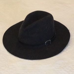 Michael Stars felt fedora